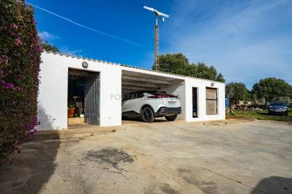 MAISON DE CAMPAGNE AUTONOME AVEC VUE SUR LA MER