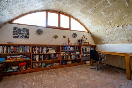 Charmante maison de campagne au caractère minorquin authentique dans l'un des secteurs les plus prisés de l'île.