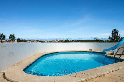 Villa individuelle avec piscine et licence de location touristique à proximité de Cales Fonts.