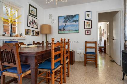 Villa individuelle avec piscine et licence de location touristique à proximité de Cales Fonts.