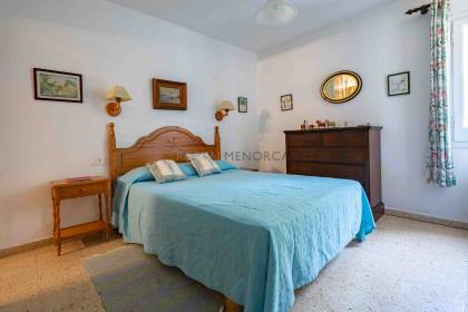 Villa individuelle avec piscine et licence de location touristique à proximité de Cales Fonts.