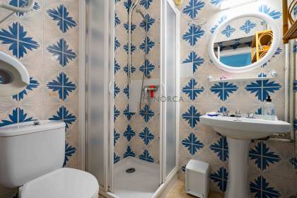 Villa individuelle avec piscine et licence de location touristique à proximité de Cales Fonts.
