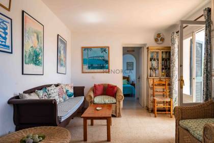 Villa individuelle avec piscine et licence de location touristique à proximité de Cales Fonts.