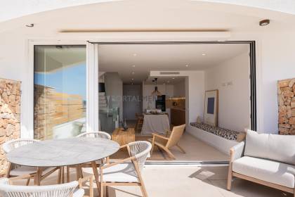 Elegancia y confort con vistas privilegiadas sobre la bahía de Fornells