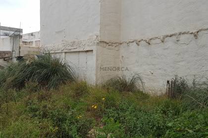 Plot for 4 apartments in Mahon