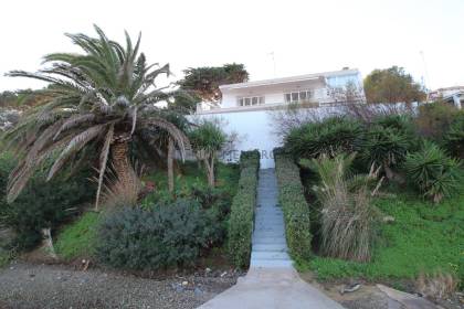 Chalet en primera línea de mar, Cala Rata, San Antonio.