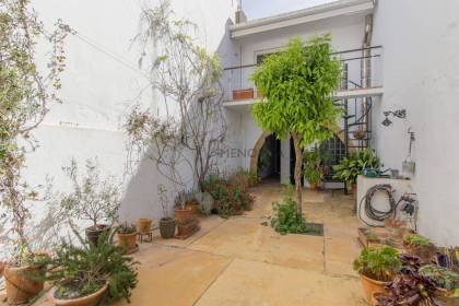 Maison de charme rénovée à vendre à Sant Lluís, Minorque