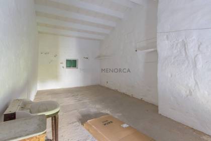 Entire house for sale in the center of Sant Lluís