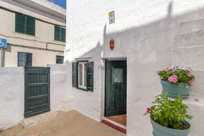 Tradicional Casa con patio en venta en Sant Lluís