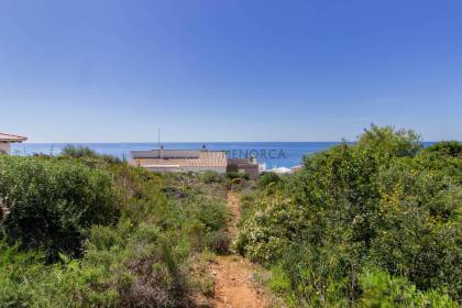 Parcela urbana con buenas vistas al mar en S'Atalaia