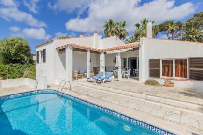 Villa with pool for sale near Binibeca beach