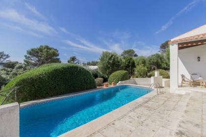 Villa with pool for sale near Binibeca beach