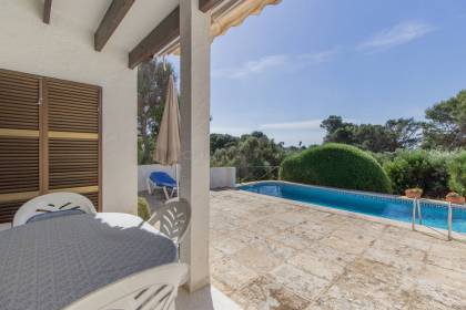 Villa with pool for sale near Binibeca beach