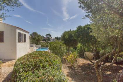 Villa with pool for sale near Binibeca beach