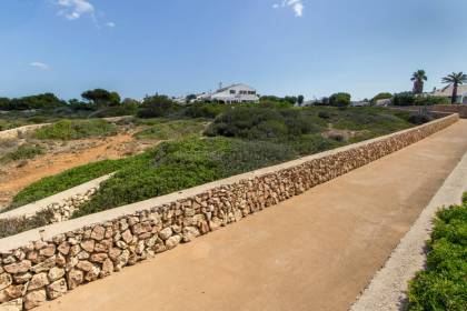 Building plot of land with sea view for sale in Binidali