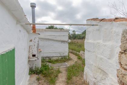Country house for sale near Sant Lluís