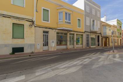 Buildings to refurbish in the center of Ciutadella