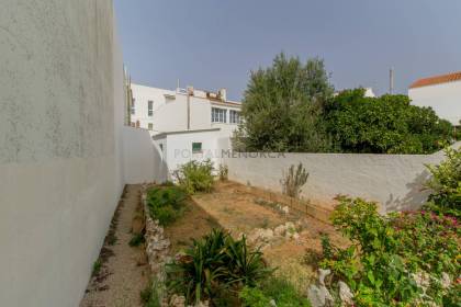 Casa con patio en venta en Sant Lluís