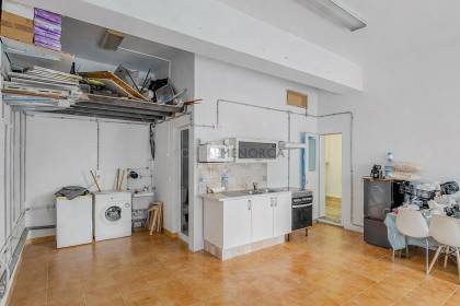 Ground floor flat with garage for sale in Sant Lluís