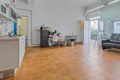 Ground floor flat with garage for sale in Sant Lluís