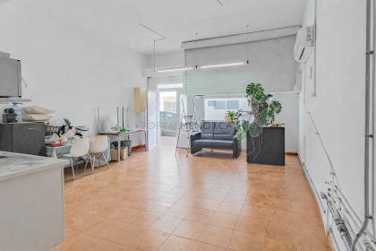 Ground floor flat with garage for sale in Sant Lluís