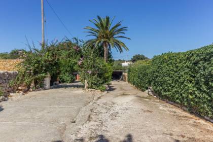 Country house for sale next to the village