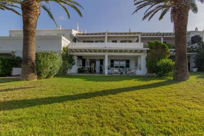 Frontline villa for sale with spectacular sea views