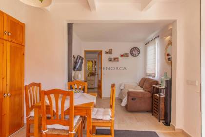 Casa de campo con terreno en venta cerca de Sant Lluís