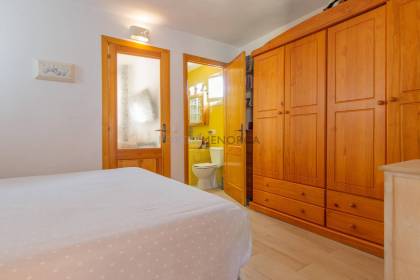 Casa de campo con terreno en venta cerca de Sant Lluís