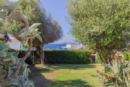 Villa for sale with pool and sea views in Binibeca