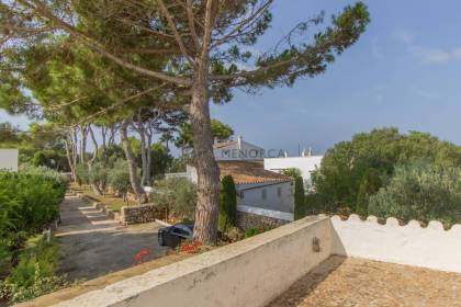 Casa de campo con piscina en venta cerca de Sant Lluís