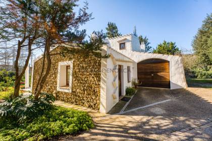 Country house for sale in a privileged location of Menorca