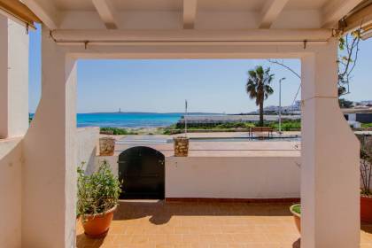 Beachfront house for sale in Punta Prima