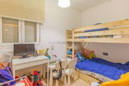 Piso en venta en Sant Lluís con ascensor