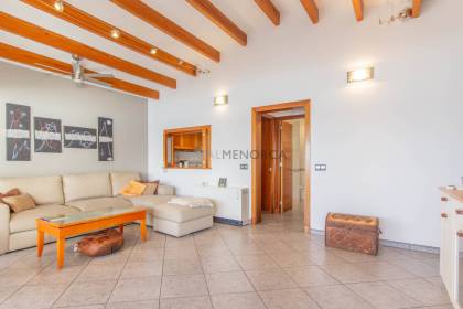 Casita en primera línea de mar en venta en Binibeca