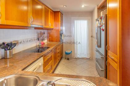 Casita en primera línea de mar en venta en Binibeca