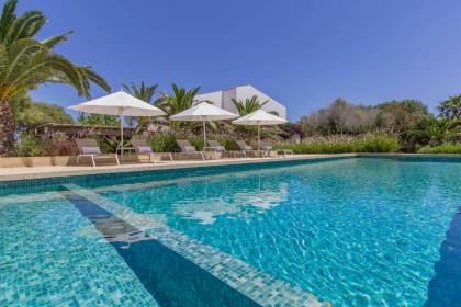 Maison de campagne avec piscine à vendre près de Sant Lluís