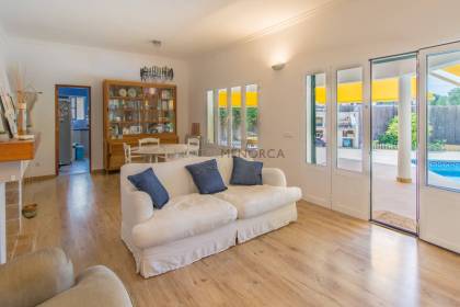 Villa with pool for sale in Son Vitamina