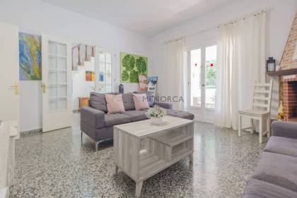 Villa with tourist license and pool for sale in Menorca
