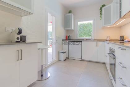 Villa with tourist license and pool for sale in Menorca