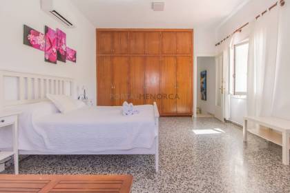 Villa with tourist license and pool for sale in Menorca