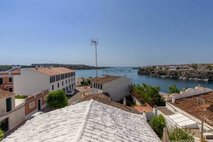 Maison à vendre à Es Castell avec vue mer
