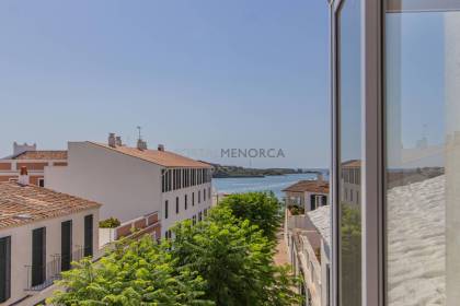 Maison à vendre à Es Castell avec vue mer