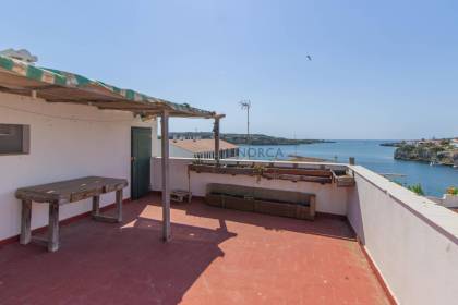 Maison à vendre à Es Castell avec vue mer