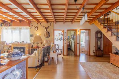 Chalet con piscina en venta en Binibeca