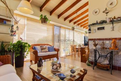 Chalet con piscina en venta en Binibeca