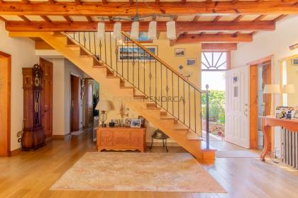 Chalet con piscina en venta en Binibeca