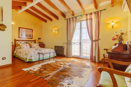 Chalet con piscina en venta en Binibeca