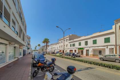 Local comercial en venta en Sant Lluís