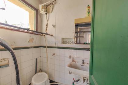 Central building to renovate for sale in Mahón